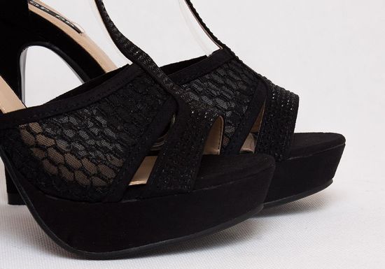 Czarne sandały z koronką na platformie /C7-3 Q208 sx213/ 
