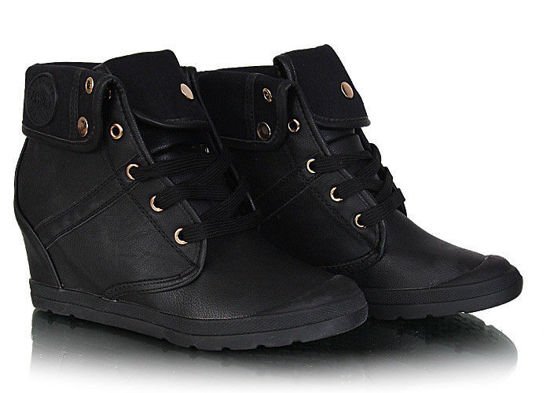 Czarne sneakersy /G11-3 W4 sel1x4-15/