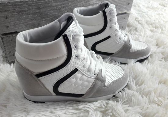 Trampki sneakersy na koturnie /C8-3 Ab222 S4/ Białe