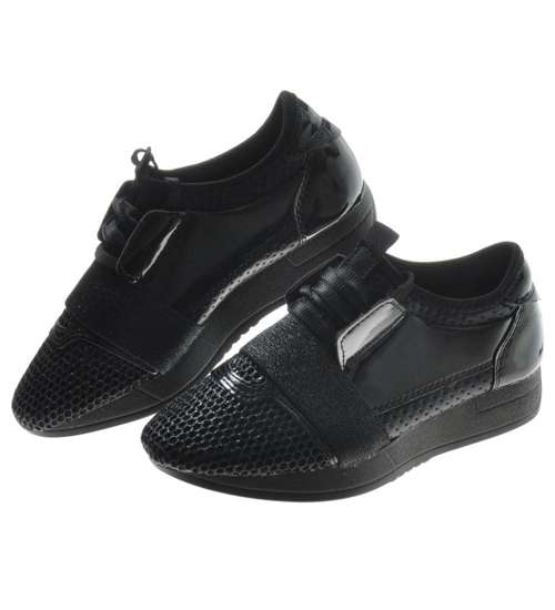 Młodzieżowe buty sportowe Czarne /E3-2 7591 S195/
