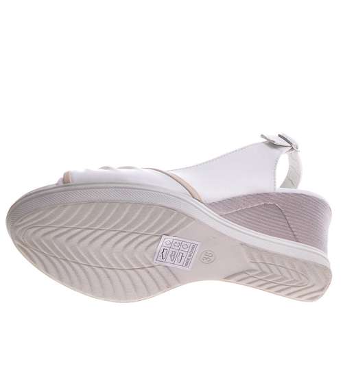 Białe sandały damskie na koturnie /E6-2 11892 T199/