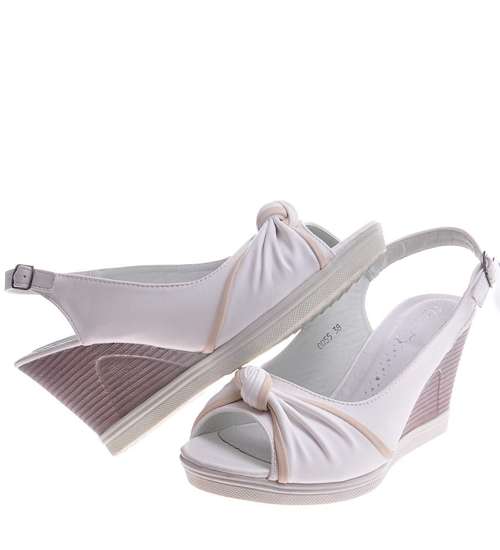 Białe sandały damskie na koturnie /E6-2 11892 T199/