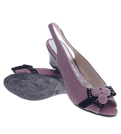 Wsuwane różowe sandały na średnim koturnie /C5-1 13127 S086/