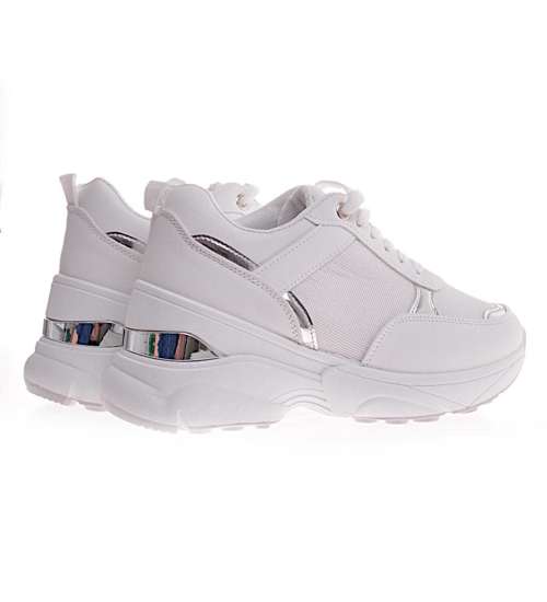 Wiązane białe sneakersy na koturnie /D5-3 11417 W498/
