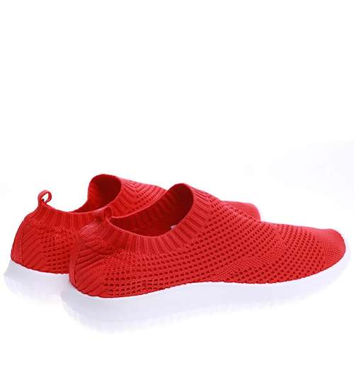 Wsuwane czerwone damskie buty sportowe /B6-3 15730 T184/