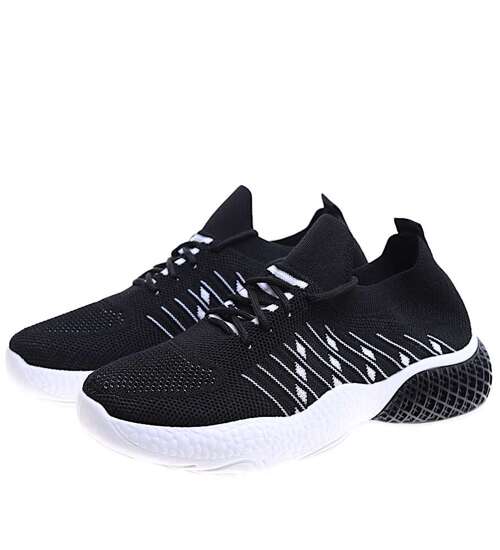 Czarne wsuwane buty sportowe z białymi dodatkami /B5-3 15905 T192/