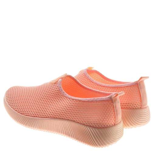 Wsuwane elastyczne buty sportowe Różowe /D5-2 8441 S200/
