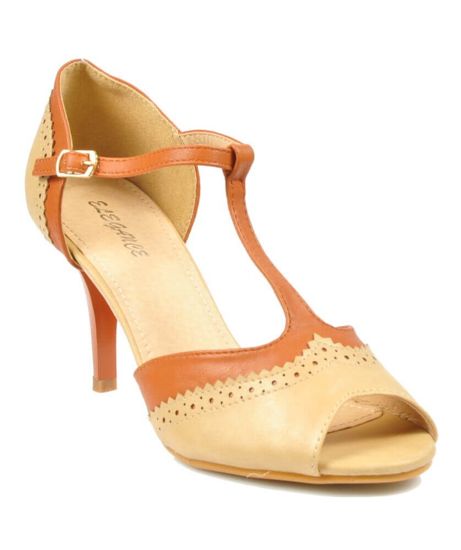 Eleganckie sandały na szpilce w stylu vintage Beige /xx 3635 S192/