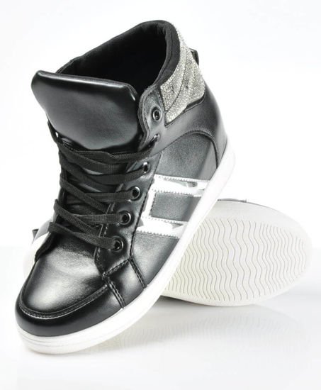 Sznurowane czarne trampki sneakersy /B6-2 3715 S147/ 