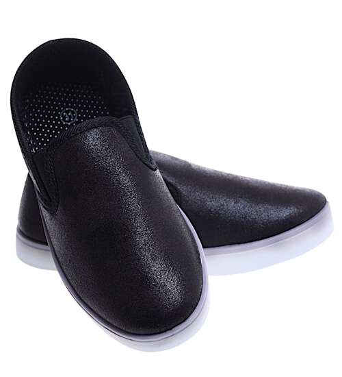 Wsuwane czarne dziewczęce tenisówki slip on /G3-2 15592 T196/