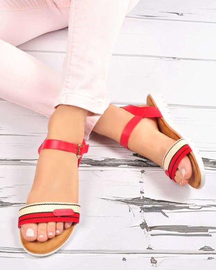 Czerwone damskie sandały na płaskim obcasie /xx 3627 S191/