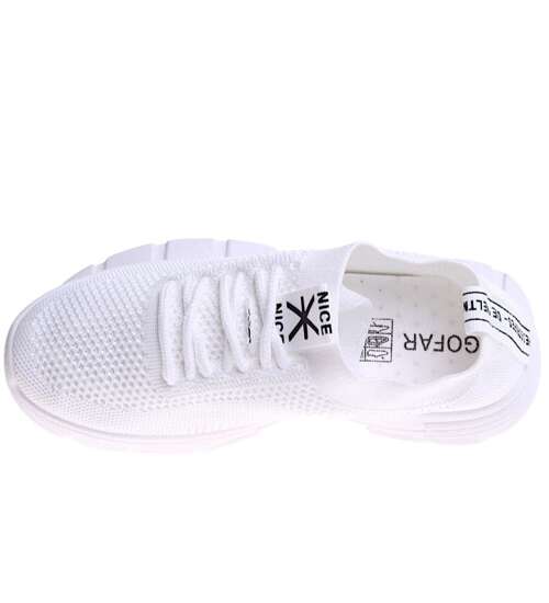 Białe wsuwane buty sportowe /E6-216114 G280/