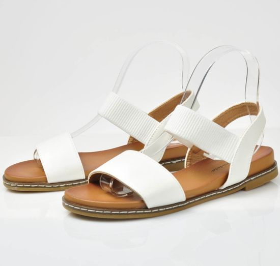 Białe sandały damskie na płaskim obcasie /xxx 3288 S218/ 