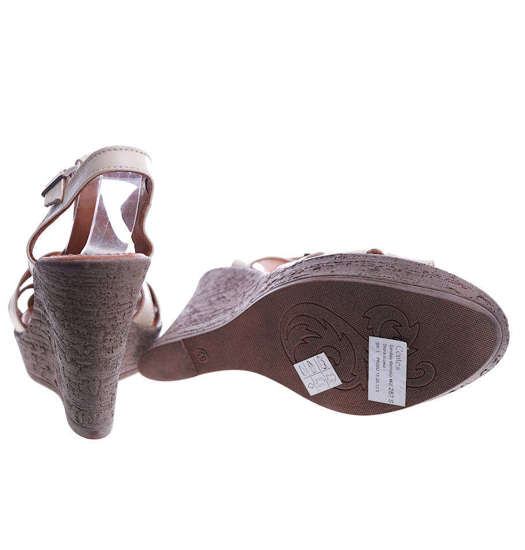 Damskie skórzane sandały na koturnie i platformie Ecru /H SR77A/