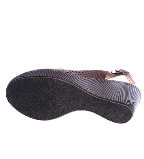 Brązowe skórzane sandały na koturnie i platformie /A1-3 SR75/