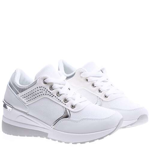 Białe sneakersy damskie na niskim koturnie /E7-1 15595 T489/