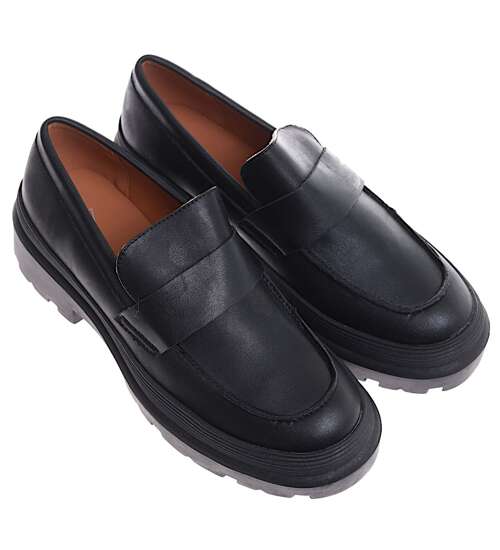 Czarne półbuty loafersy damskie /E2-1 16845 G242/