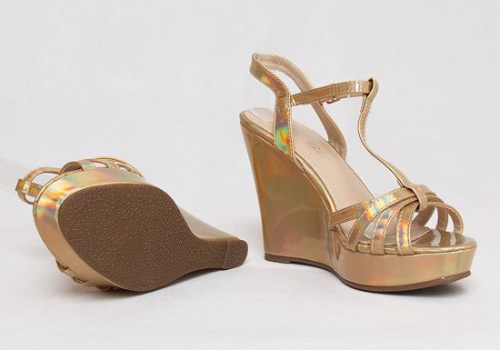 Złote sandały na koturnie /C5-3 Q216 Sx200/