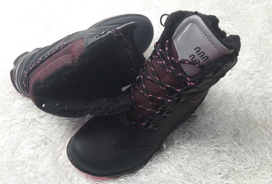Sznurowane buty z ociepleniem /G13-3 Ad27 S426/ Czarne