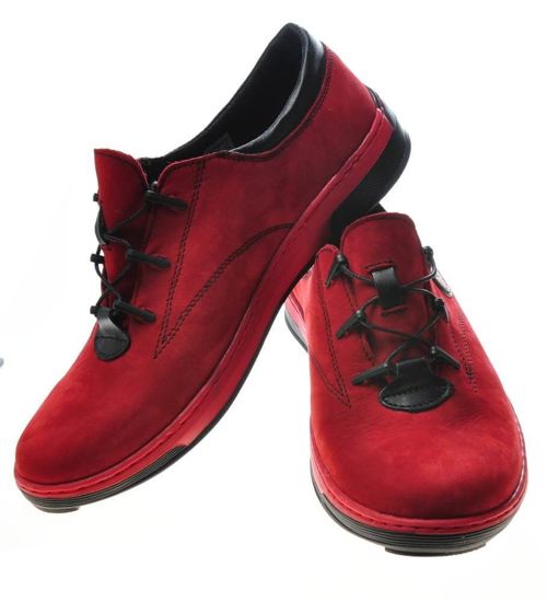 Sportowe buty męskie z naturalnej skóry zamszowej Czerwone /D5-3 651 kol1030 S110/