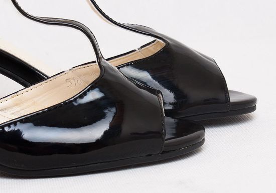 Czarne sandały na średnim obcasie /C7-3 Q257 sx200/