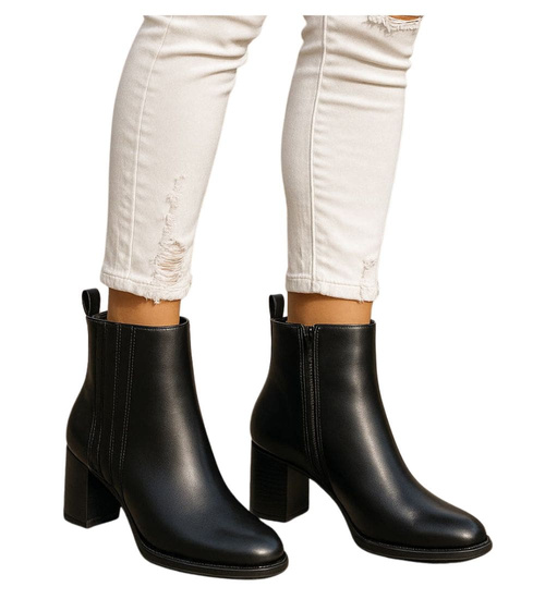 Czarne botki na niskim obcasie /G3-3 18403 W385/