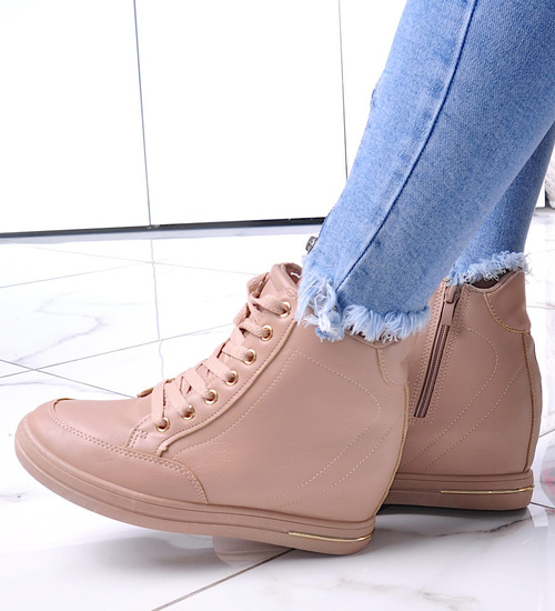 Beżowe sneakersy damskie na koturnie /B6-2 12824 T796/