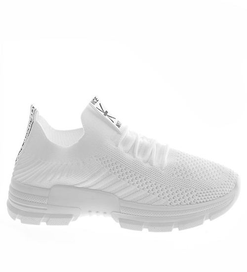 Białe wsuwane buty sportowe /E6-3 16114 G280/