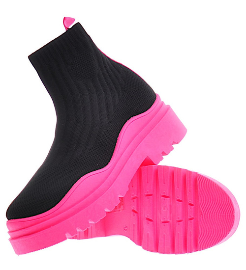 Damskie botki na grubej podeszwie Black/Fushia /D5-2 10757 T695/
