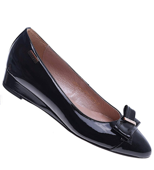 Skórzane czarne czółenka na niskim obcasie /G-10? SR17/