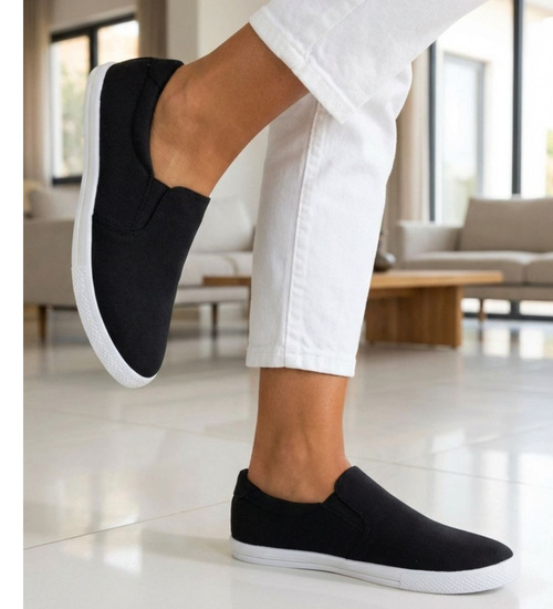 Wsuwane materiałowe trampki slip on Czarne /G13-3 18739 T280/