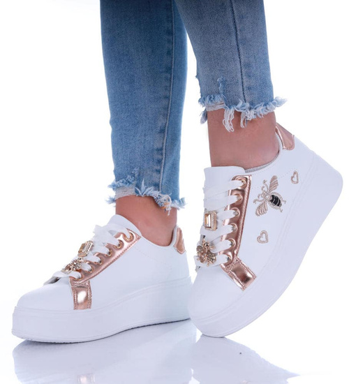 Białe sznurowane damskie trampki na platformie /B6-2 16909 T537/