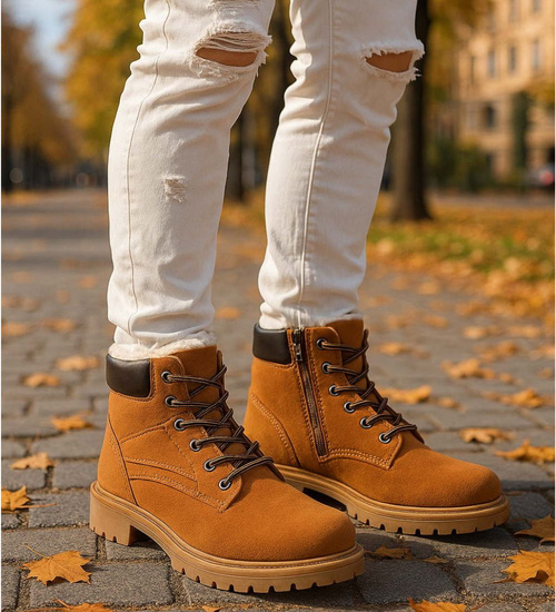 Zimowe karmelowe ocieplane trapery męskie /E3-3 18355 T489/