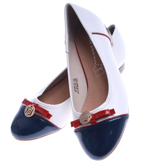 Wiosenne biało granatowe balerinki /C5-2 13797 T191/