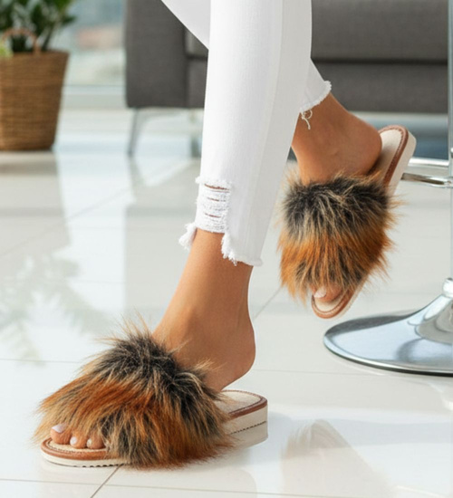 Rude damskie kapcie z futerkiem /E5-1 10987 S197/