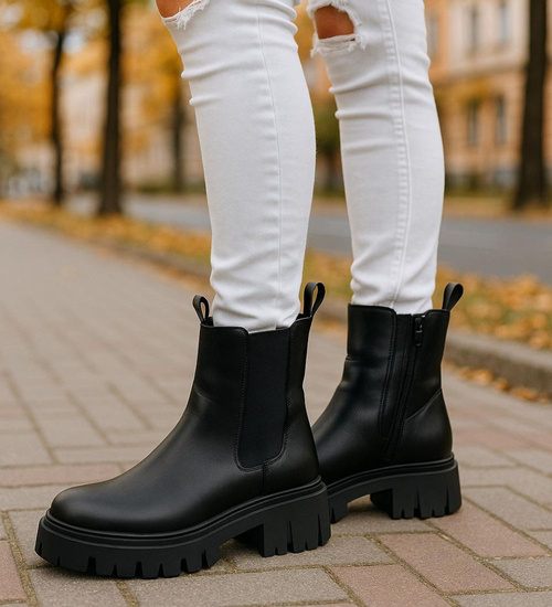 Ocieplane czarne botki na platformie /H2 J5-2 18377 T386/