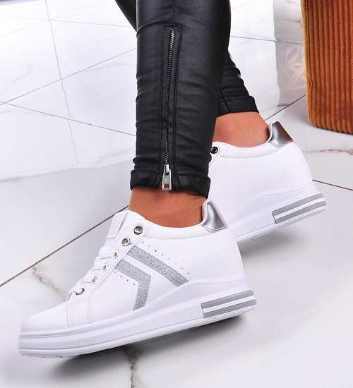 Białe trampki sneakersy na niskim koturnie /C6-3 13013 T593/