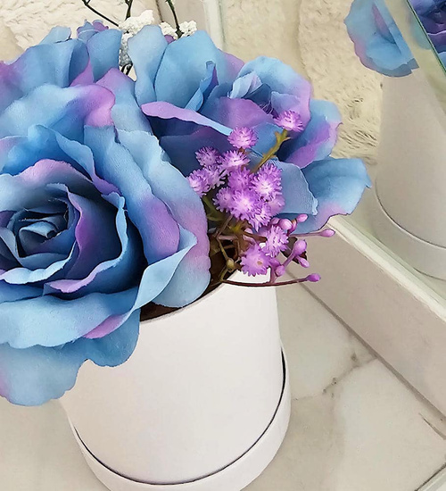 Flower box- niebieskie róże na prezent /FL35 M122/