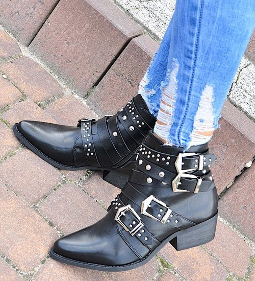 Czarne botki kowbojki z ćwiekami /D3-3 9348 S290/