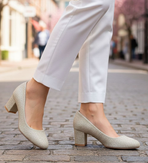 Wizytowe złote czółenka na klocku /G4-2 18634 T357/