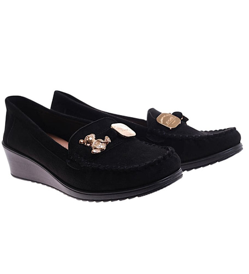 Czarne zamszowe czółenka na koturnie /B1-2 18191 W135/