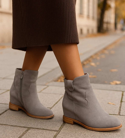 Zamszowe botki damskie na niskim koturnie Szare /D6-3 12260 T296/