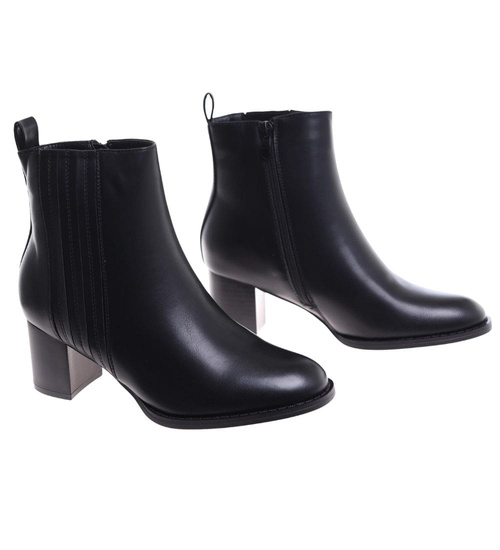 Czarne botki na niskim obcasie /G3-3 18403 W385/