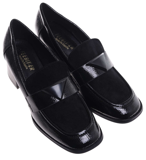 Czarne czółenka na grubym obcasie /G1-2 18235 W206/