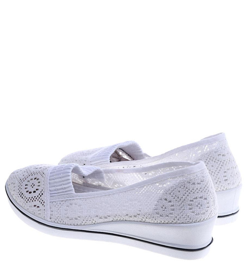 Wsuwane koronkowe tenisówki na koturnie /E7-3-1 Ae371 S186/ 