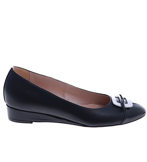 Czarne damskie czółenka ze skóry naturalnej /G-12-2 SR22/