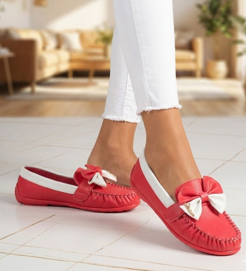 Dziewczęce mokasyny z kokardą Czerwone /C7-2 8993 S1/