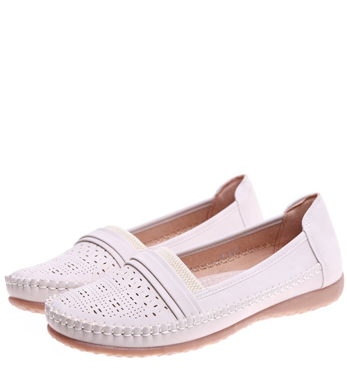 Wsuwane beżowe ażurowe wiosenne półbuty /E9-3 15871 T396/