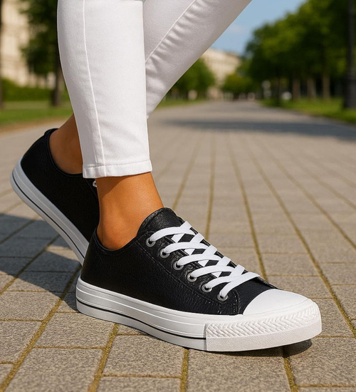 Czarno białe niskie trampki męskie /B3-2 17985 T232/