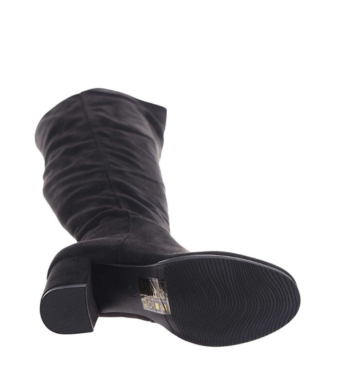 Czarne ocieplane kozaki muszkieterki na obcasie /B3-2 18435 T6/